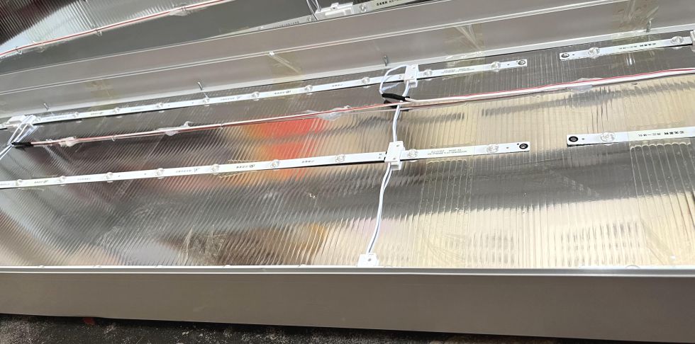 货架卡布灯箱图片3